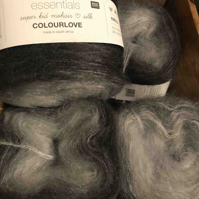 Essentials Super Kid Mohair - Loves Silk Colourlove